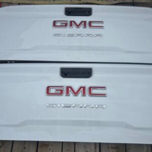 2020 2021 2022 2023 2024 GMC Sierra 2500 3500 4500 White tailgate OEM
